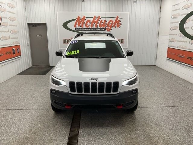 2022 Jeep Cherokee — side profile view