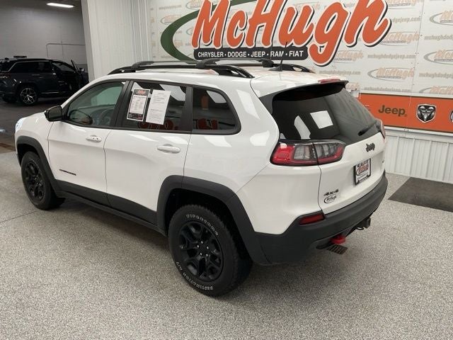 2022 Jeep Cherokee — detail view