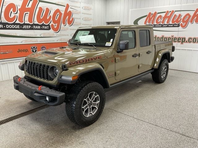 2026 Jeep Gladiator GLADIATOR MOJAVE X 4X4 in 41 Exterior Paint — front three-quarter view