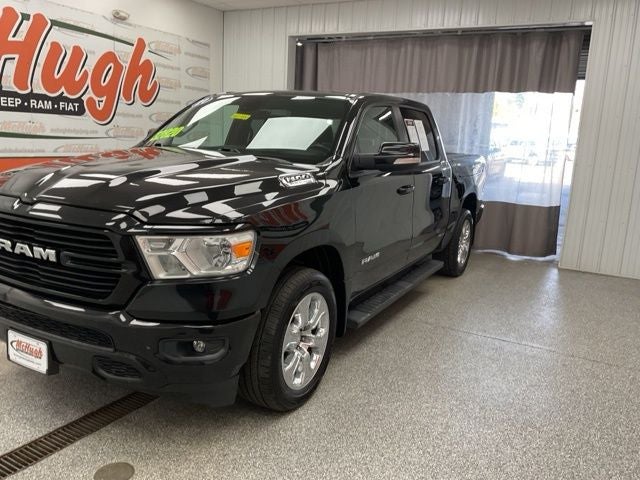 2021 RAM 1500 Big Horn Crew Cab 4x4 5'7' Box in Diamond Black Crystal Pearlcoat — front three-quarter view