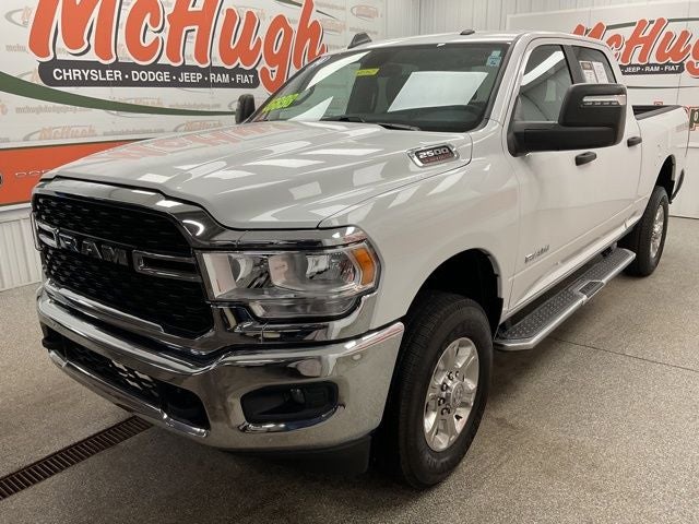 2024 RAM 2500 Big Horn Crew Cab 4x4 6'4' Box in Bright White Clearcoat — front three-quarter view