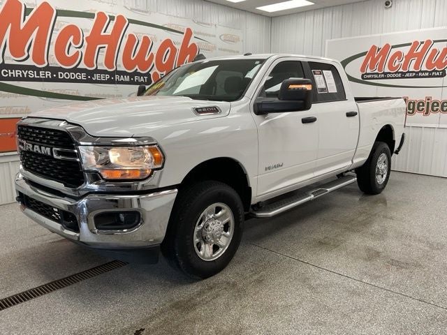 2024 RAM 2500 Big Horn Crew Cab 4x4 6'4' Box in Bright White Clearcoat — front three-quarter view